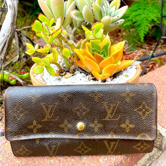 Louis Vuitton Vintage Long Wallet 1987 Date Code - Picture 1 of 11
